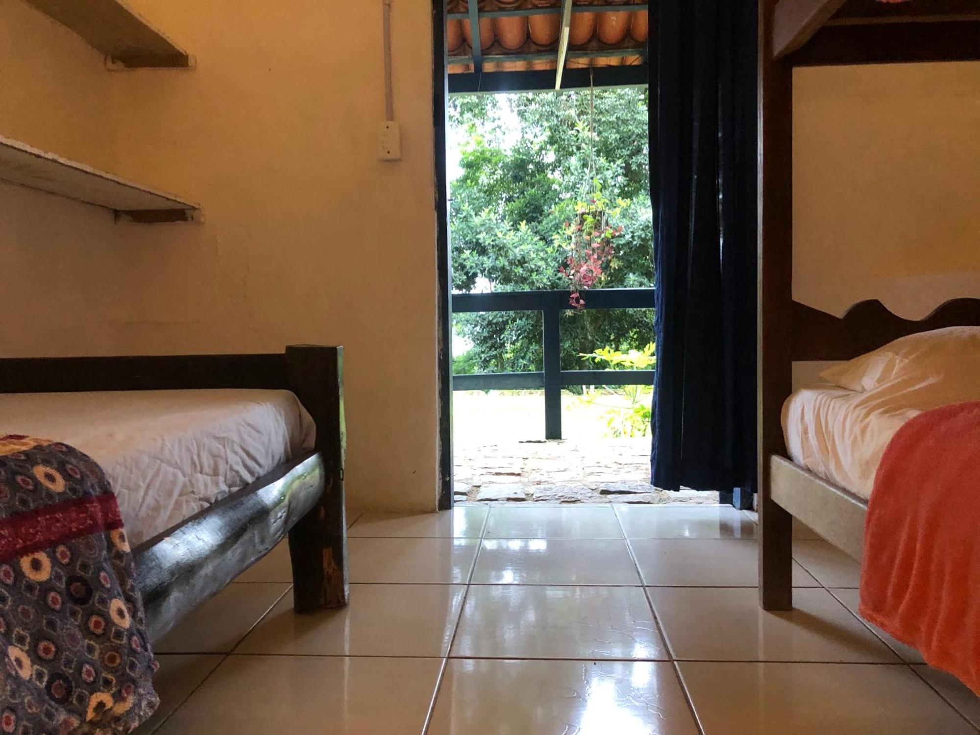 Hotel Camping Flamboyant Ilhabela Esterno foto